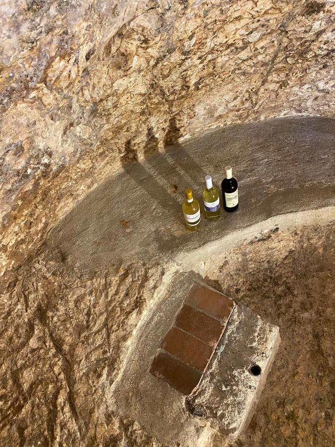 مبيت وإفطار أوستوني Ca Sotto L'Arco المظهر الخارجي الصورة