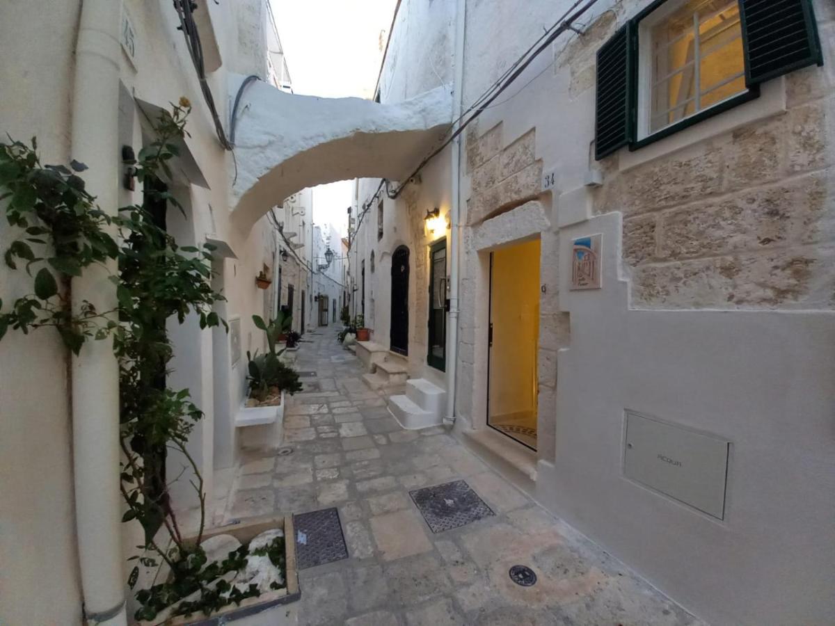 مبيت وإفطار أوستوني Ca Sotto L'Arco المظهر الخارجي الصورة